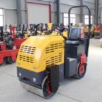 Import 1Ton hydrostatic drive road roller double vibratory diesel engine compactors from chinese wholesale supplier and manufacturer