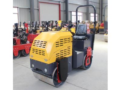 Import 1Ton hydrostatic drive road roller double vibratory diesel engine compactors from chinese wholesale supplier and manufacturer