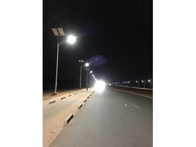 Import 20W-100W ALL IN TWO LIFEPO4 SOLAR STREET LIGHTS from chinese wholesale supplier and manufacturer