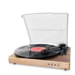 Import 4W 3-speed stereo Bluetooth turntable with stereo speaker system from chinese wholesale supplier and manufacturer