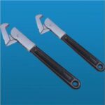 Import A pipe wrench from chinese wholesale supplier and manufacturer