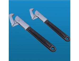 Import A pipe wrench from chinese wholesale supplier and manufacturer