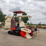 Import Combine Harvester Model 4LZ-2.2Z from chinese wholesale supplier and manufacturer