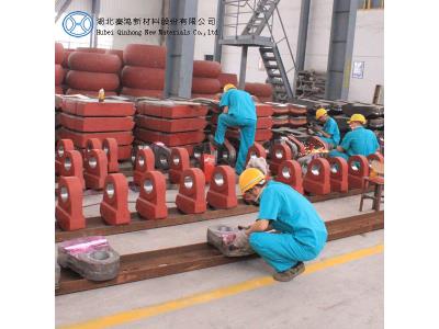 Import Factory price bimetallic high chromium compound hammer and alloy ceramic compound hammer from chinese wholesale supplier and manufacturer