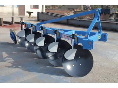 Import Farm Machine 4 Disc Plough from chinese wholesale supplier and manufacturer
