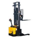Import Fully Electric Pantograph Reach Stacker Specifications WRS15T from chinese wholesale supplier and manufacturer
