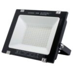 Import High power spotlight from chinese wholesale supplier and manufacturer