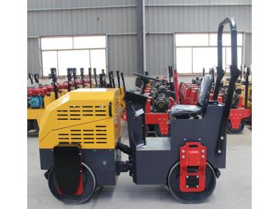 Import Hydraulic double drum rollers diesel engine ride on roller 1 ton road roller from chinese wholesale supplier and manufacturer
