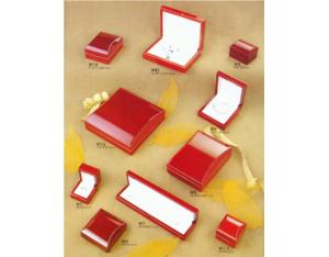 Import Jewelry box from chinese wholesale supplier and manufacturer