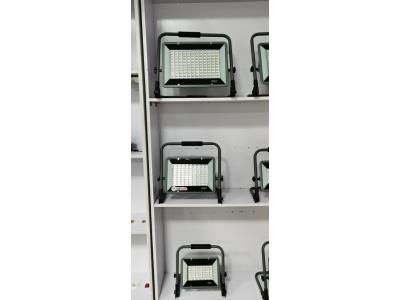 Import Portable led flood light from chinese wholesale supplier and manufacturer