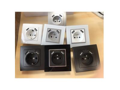 Import Wall Socket with double USB from chinese wholesale supplier and manufacturer