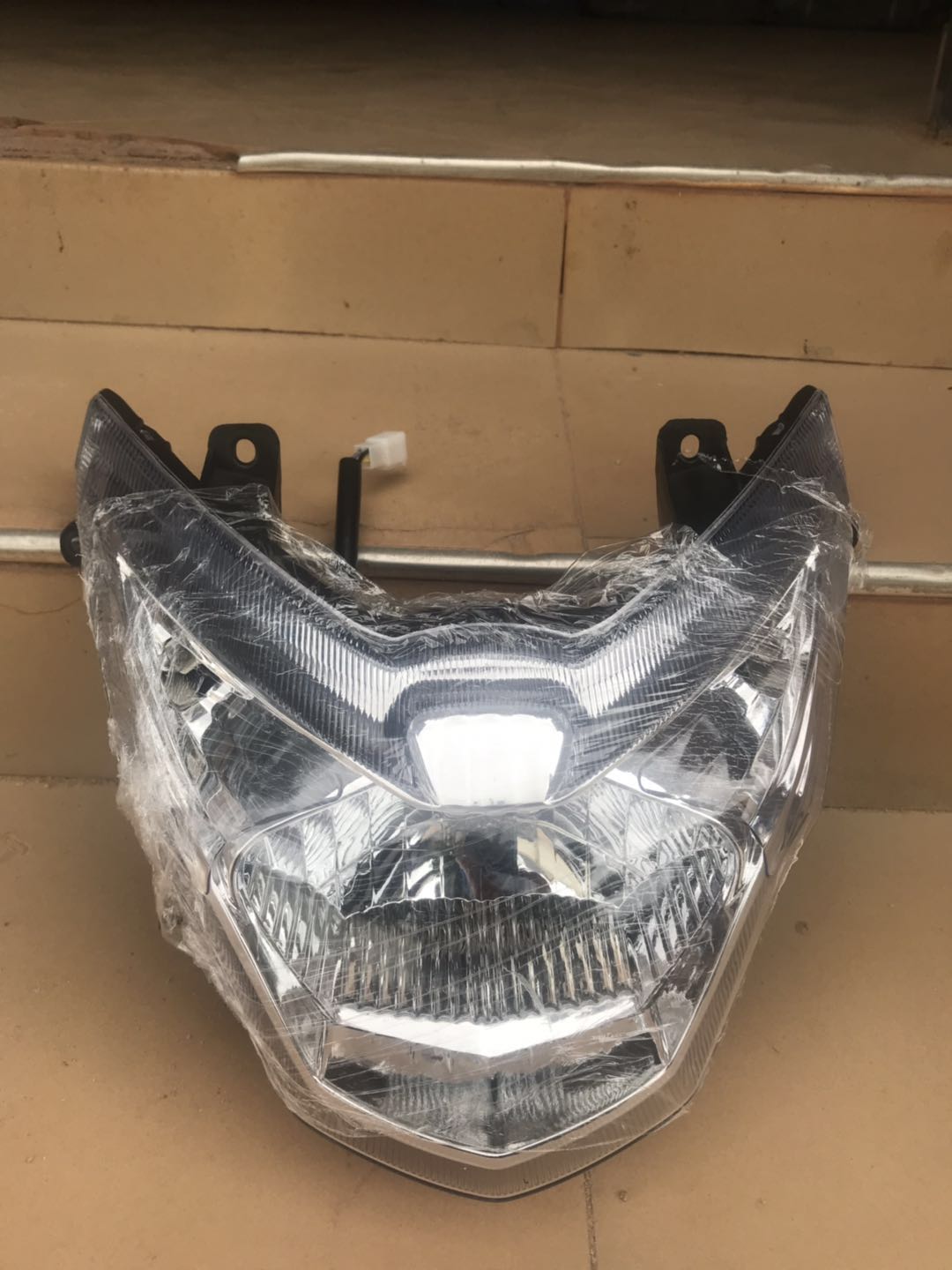 Import HEAD LIGHT from chinese wholesale supplier and manufacturer