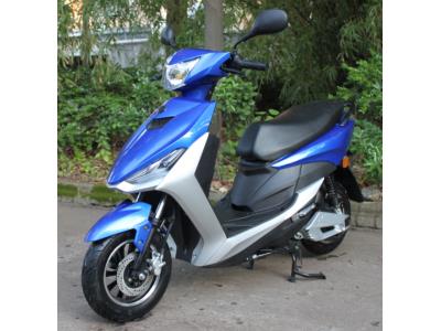 Import [copy]Middle motor high performance 1000w electric scooter GT hot sale from chinese wholesale supplier and manufacturer