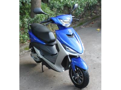 Import [copy]Middle motor high performance 1000w electric scooter GT hot sale from chinese wholesale supplier and manufacturer