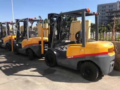 Import 3 Ton Diesel Small Forklift work in container and warehouse attachment side shift from chinese wholesale supplier and manufacturer