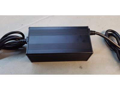Import C600M-V1 lithium li-ion battery charger 67.2V 16S 60V 10A for Electric Motorcycle, Scooter from chinese wholesale supplier and manufacturer