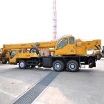 Import XCMG Factory 25 Ton Mobile Truck Crane QY25K China Hydraulic Crane Machine Price from chinese wholesale supplier and manufacturer