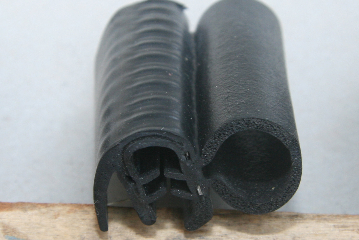 Import car door seal from chinese wholesale supplier and manufacturer