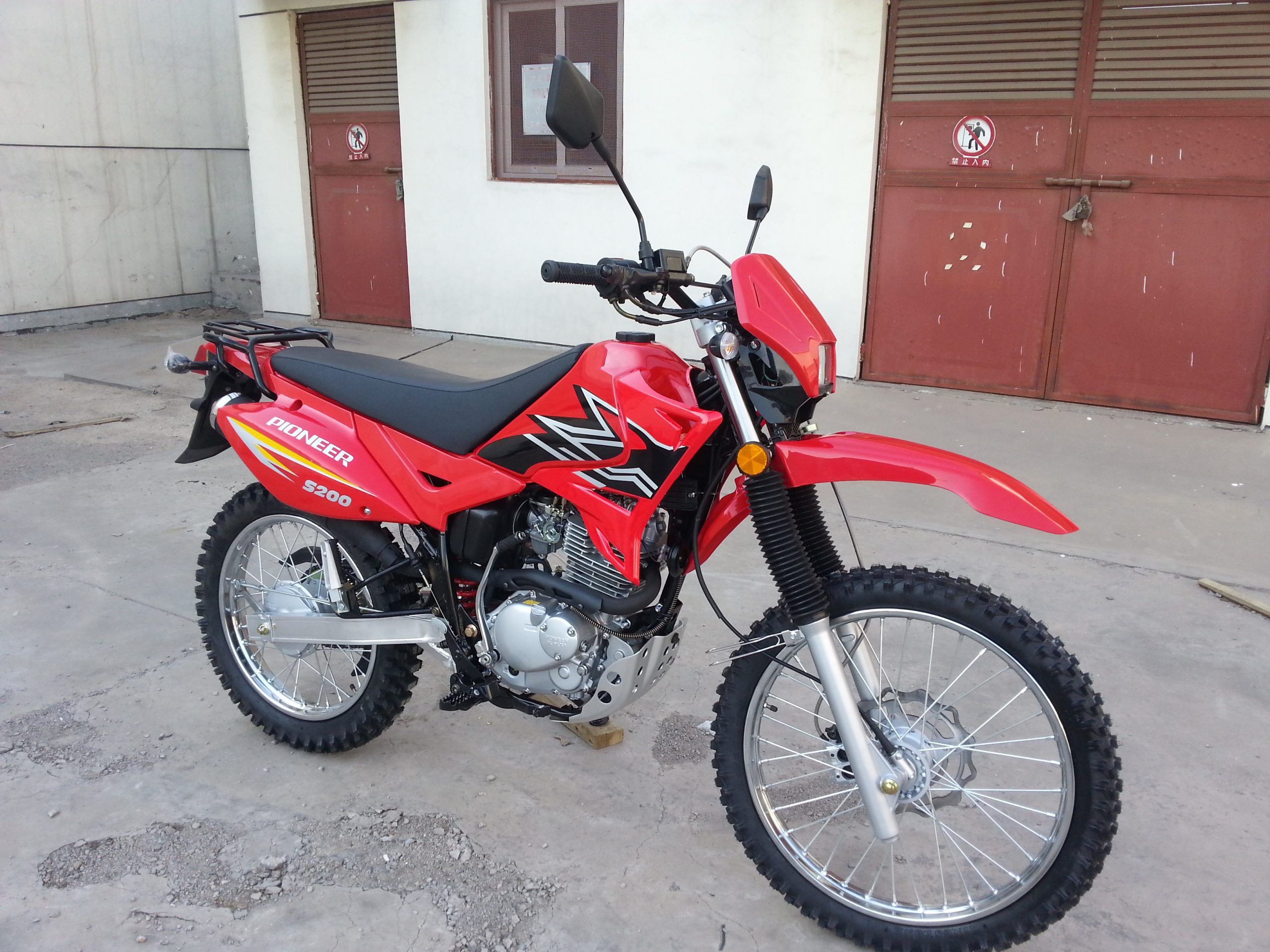 Import Dirt Bike200 from chinese wholesale supplier and manufacturer