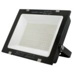 Import High power spotlight from chinese wholesale supplier and manufacturer