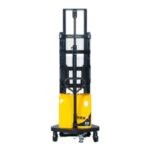 Import Staxx Semi-electric Fork Over Stacker DYC10/15/20 from chinese wholesale supplier and manufacturer
