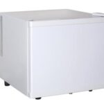 Import Thermoelectric Homeuse Cold Drink Mini Bar Fridge, Mini Refrigerators from chinese wholesale supplier and manufacturer