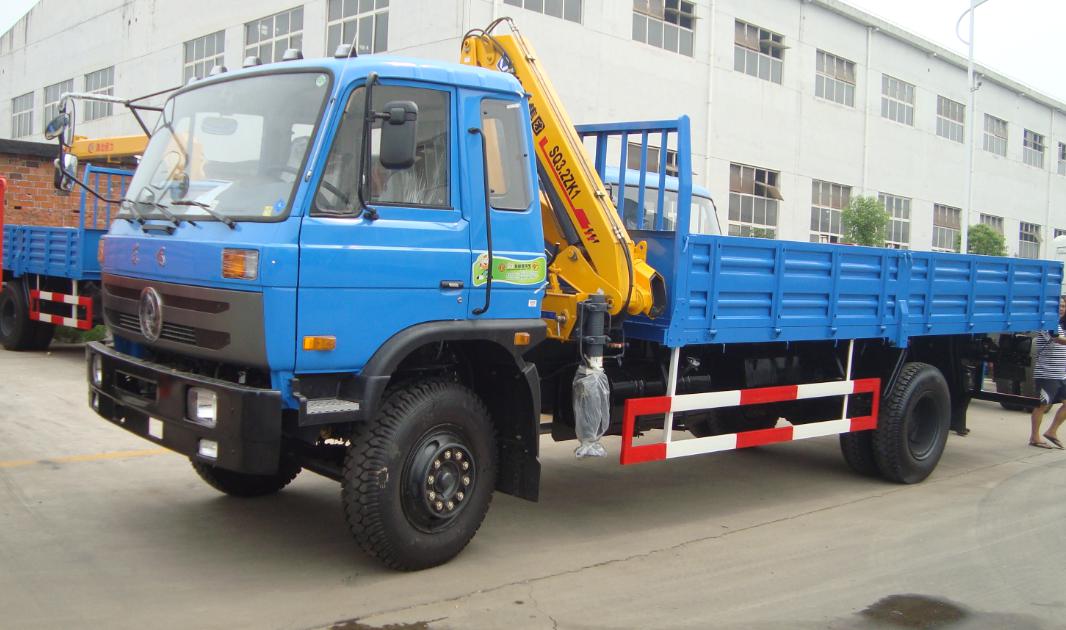 Import 8 tons truck with crane from chinese wholesale supplier and manufacturer