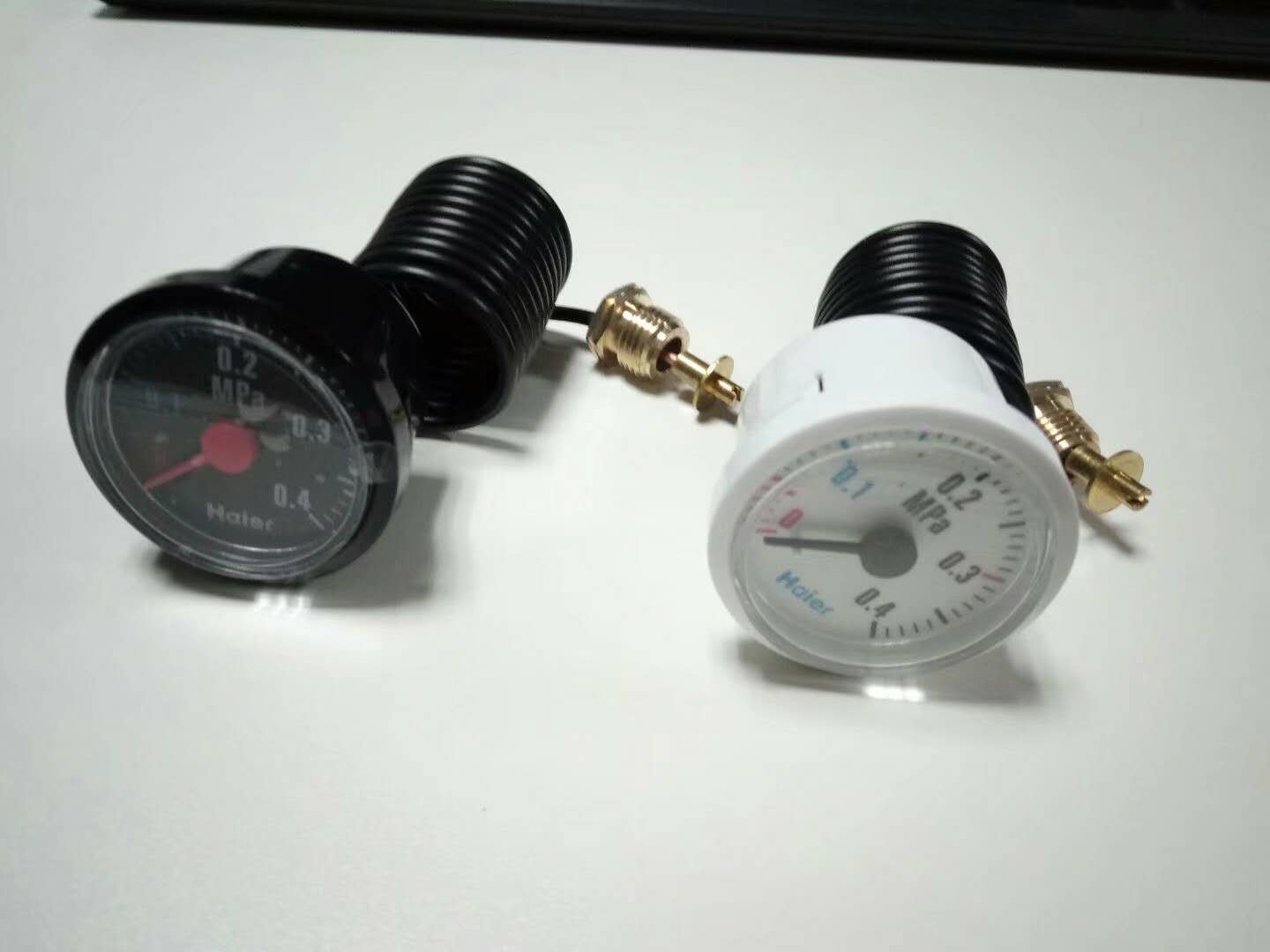 Import pressure gauge from chinese wholesale supplier and manufacturer
