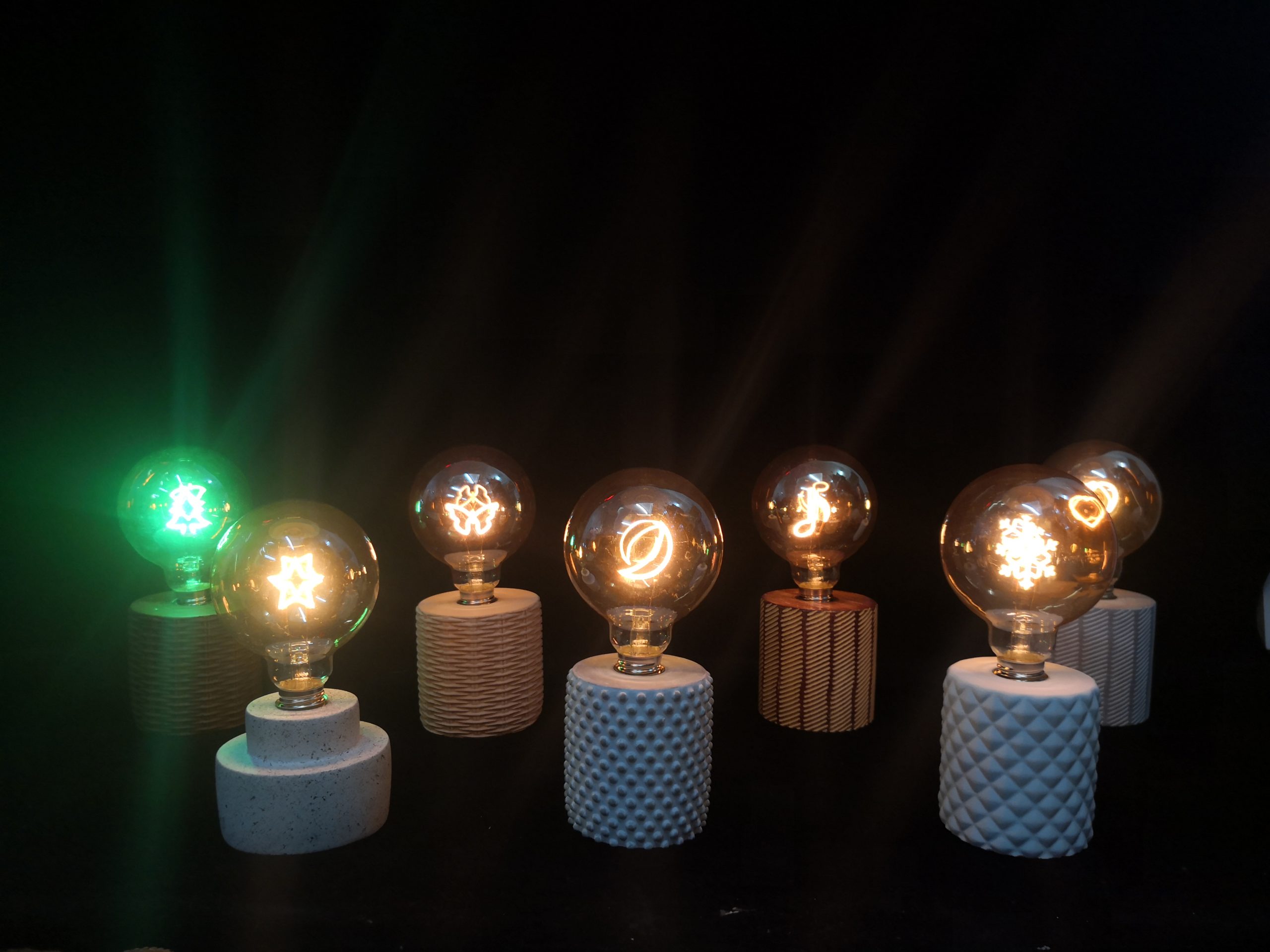 Import Colored Lustre from chinese wholesale supplier and manufacturer