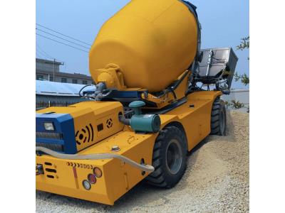 Import CANMAX CM4000R 4cubic meter self loading concrete mixer for sale from chinese wholesale supplier and manufacturer