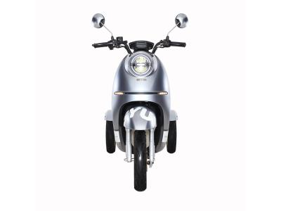Import T412-4 650W 3 Wheel Electric Mobility Scooter for Old People with Rear Box from chinese wholesale supplier and manufacturer