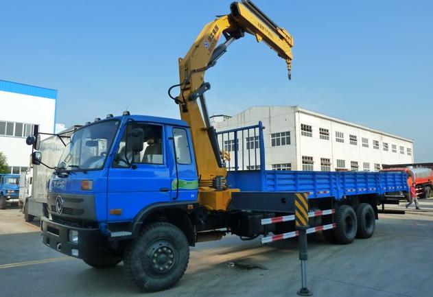 Import 8 tons truck with crane from chinese wholesale supplier and manufacturer