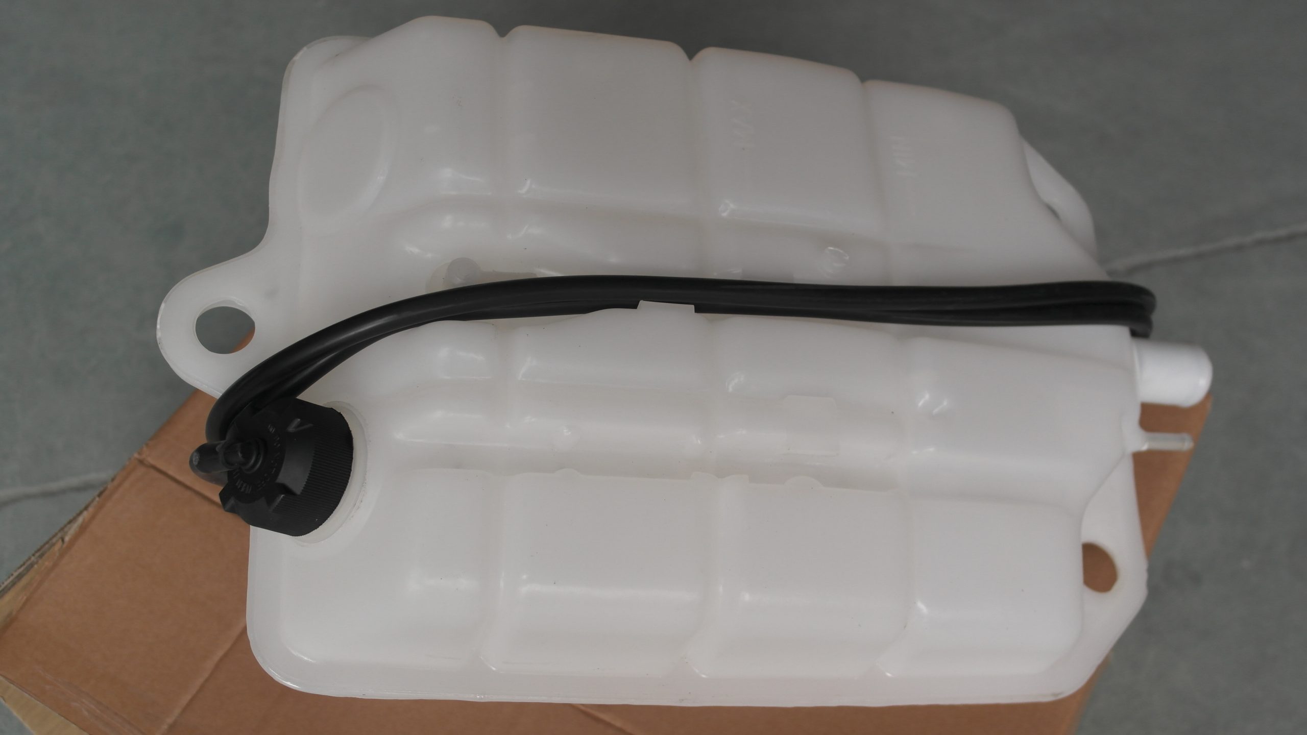 Import WATER TANK from chinese wholesale supplier and manufacturer